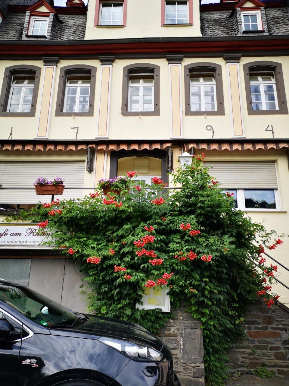 Hotel Pension Café Am Rheinsteig Leutesdorf Exterior foto